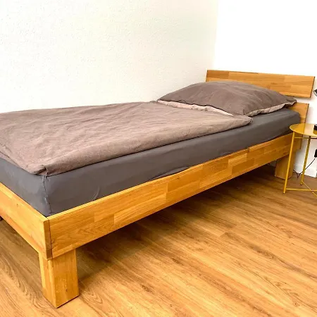 2 Schlafzimmer, Kueche, Bad Apartment