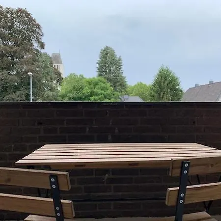 Gemuetliches Mit Kueche Und Bad - Parken In Der Umgebung Kostenfrei 公寓